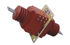 网友提问：电流互感器一次和二次各有什么作用?